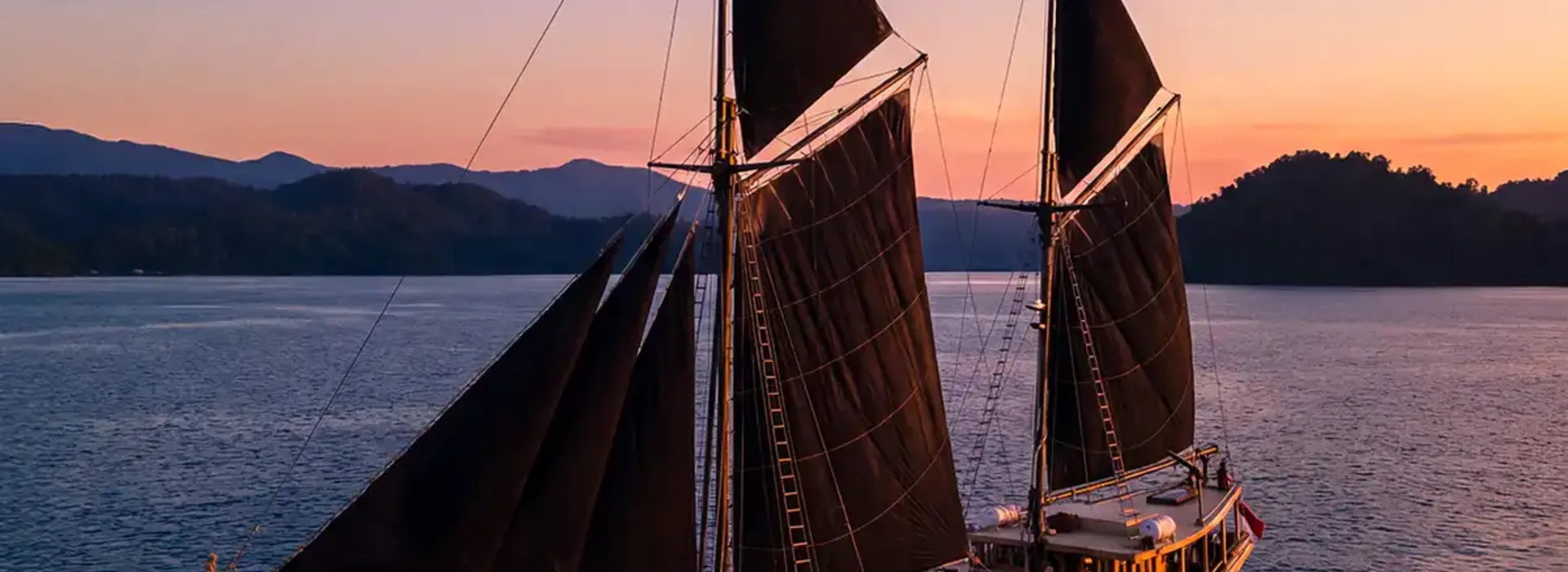 Silolona traditional phinisi sailing boat
